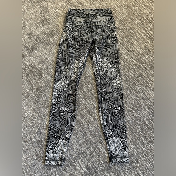 Lululemon Women’s Wunder Under Hi-Rise Leggings Tights in Engineered Fullux - Picture 1 of 11